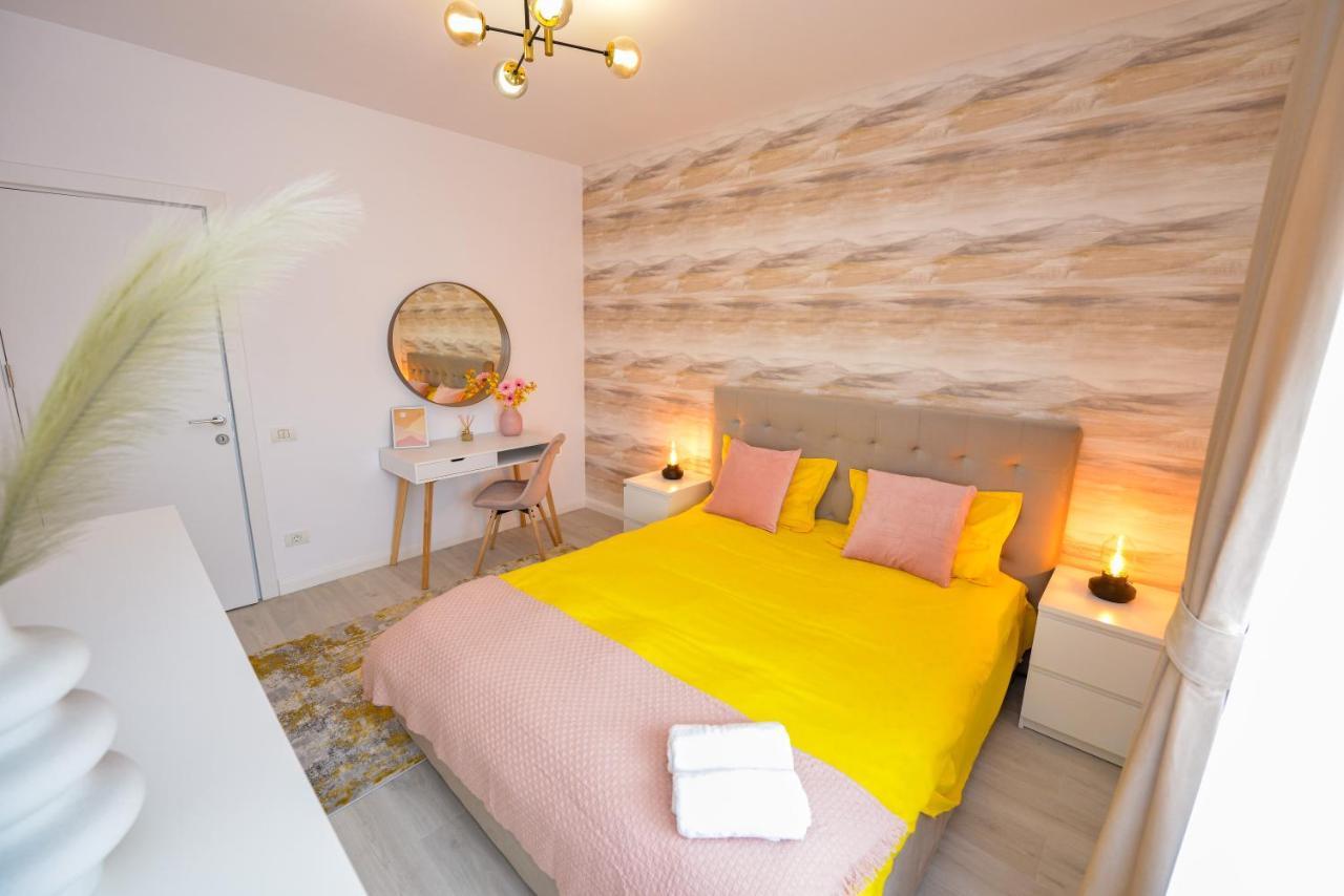 Sofia Cozy Apartment - Underground Private Parking Bucarest Exterior foto