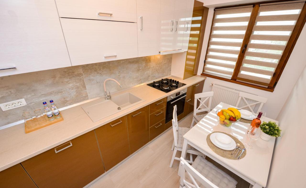 Sofia Cozy Apartment - Underground Private Parking Bucarest Exterior foto